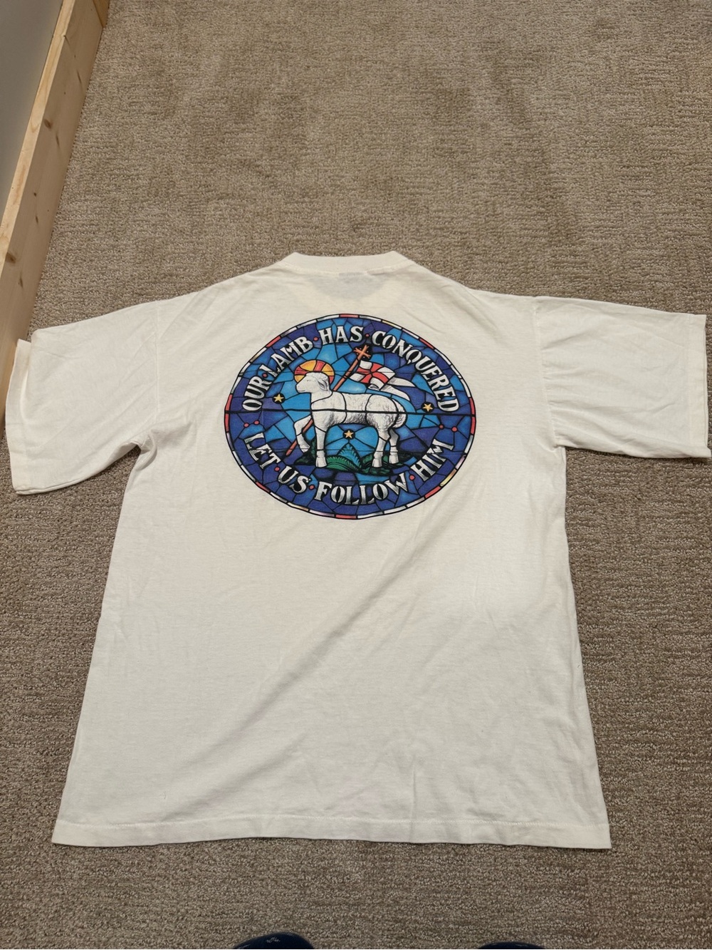 Vintage 1990's Our Lamb Has Conquered Christian T Shirt Large Cotton Stain Glass